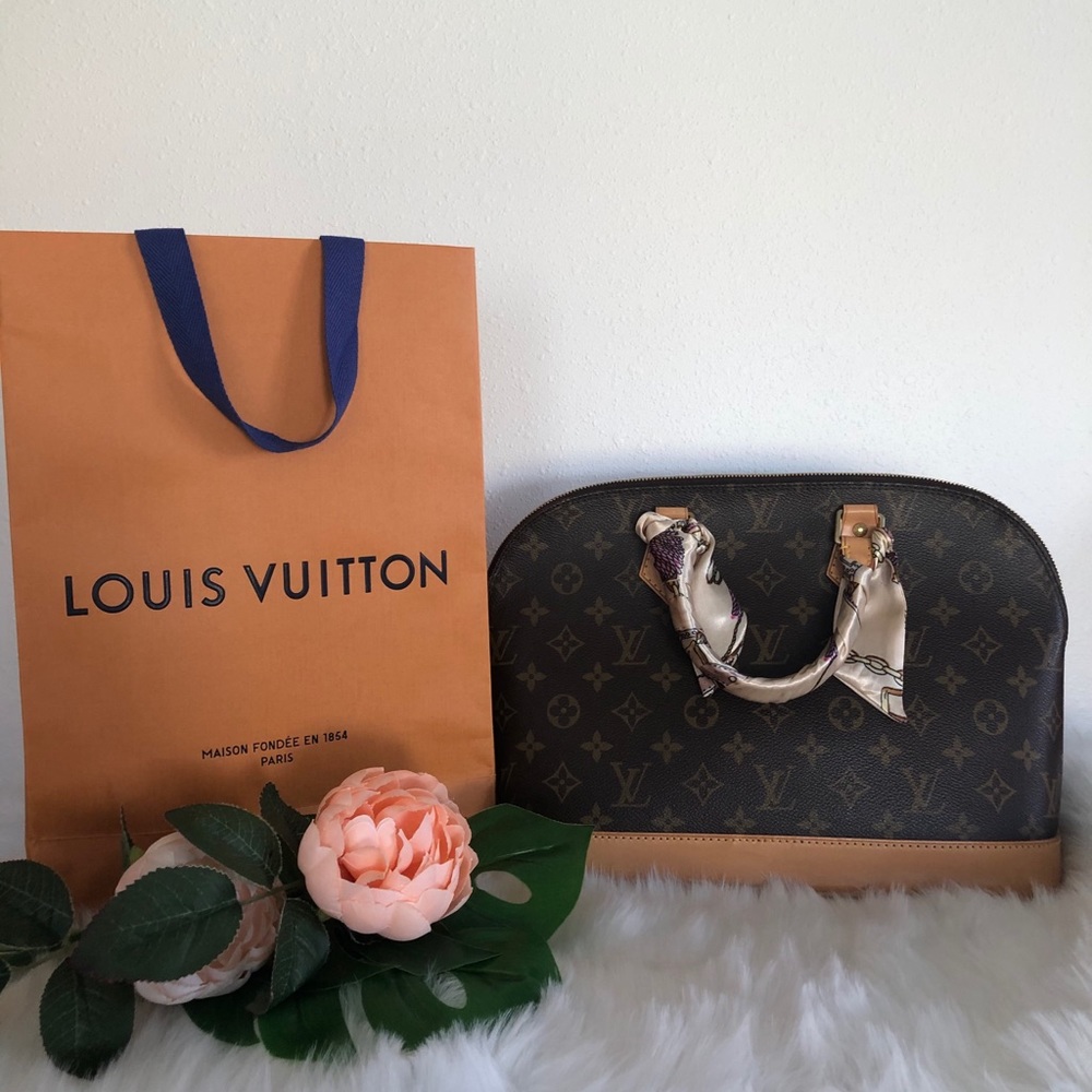 Louis Vuitton Alma Mono Leather